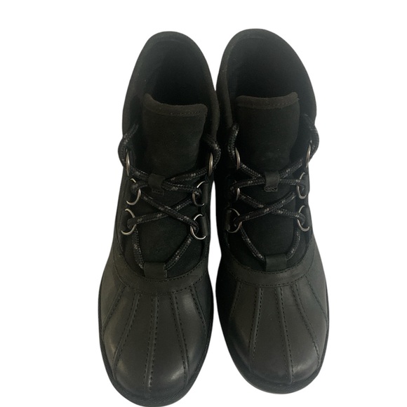 UGG Black Snow Winter Boots Women 8 - Picture 2 of 12
